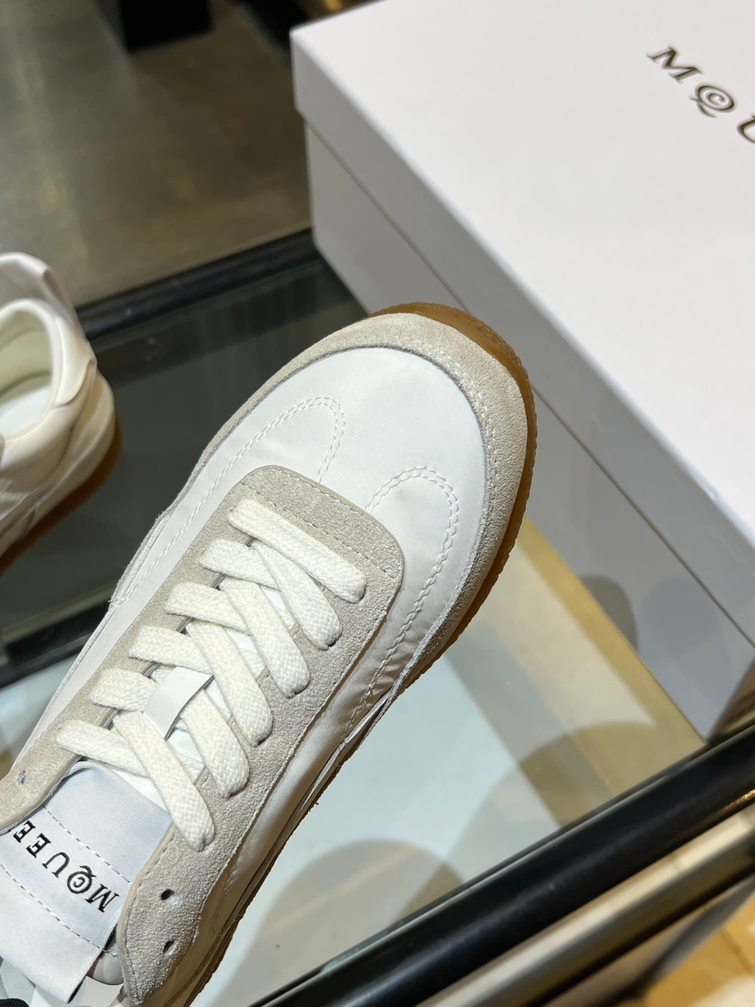 Product thumbnail 12