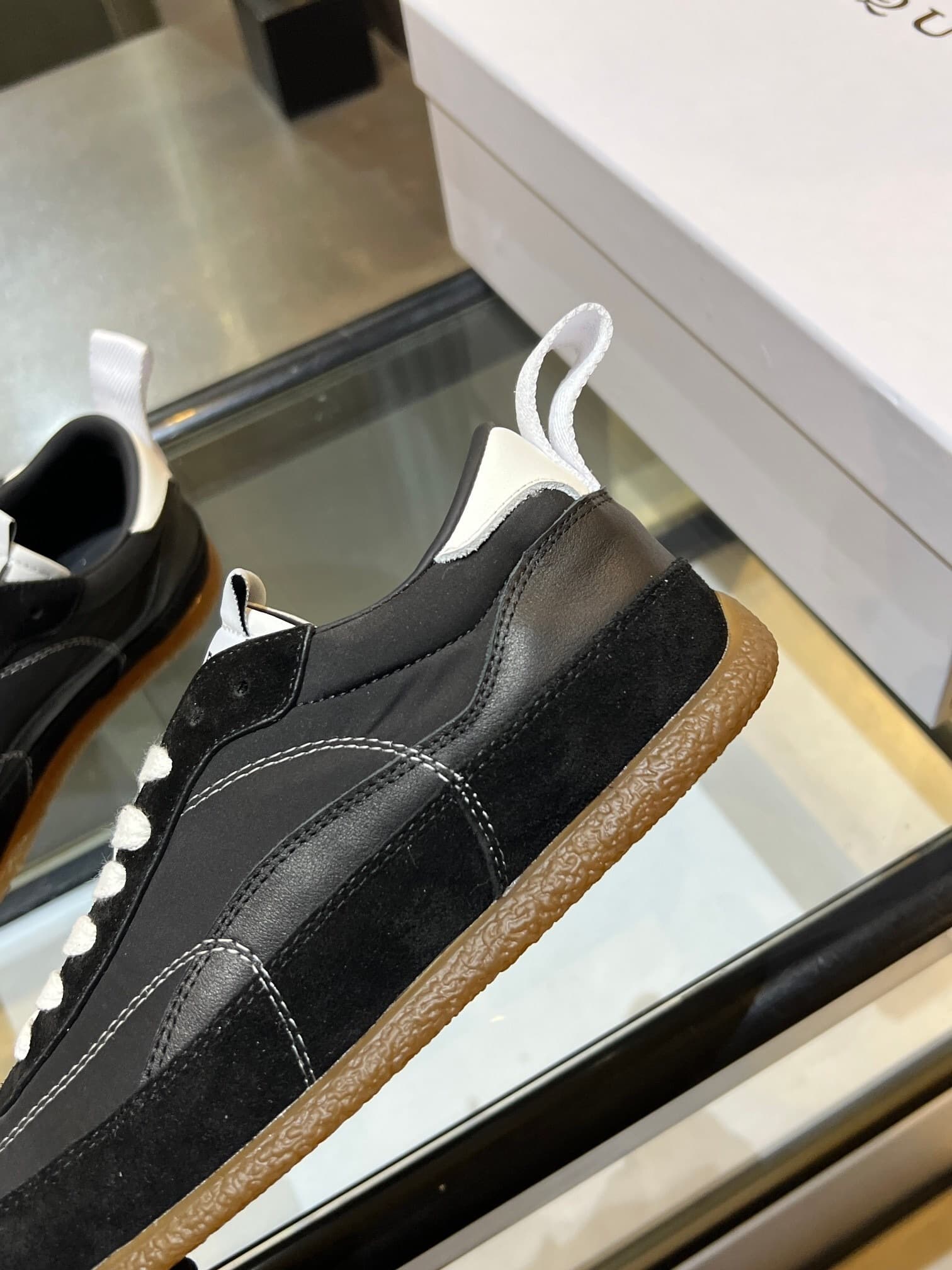 Product thumbnail 10