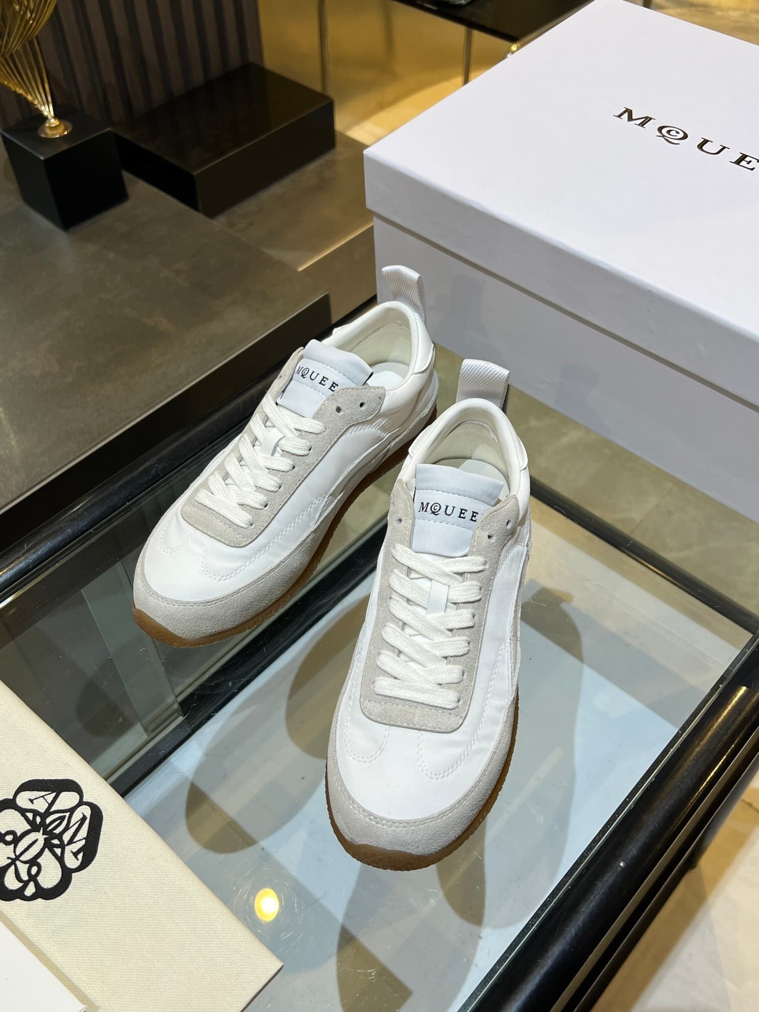 Product thumbnail 10